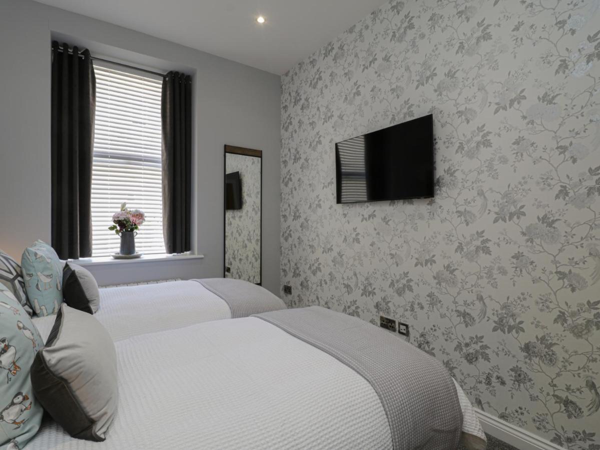 Ferienwohnung Sapphire Seas Whitby Exterior foto